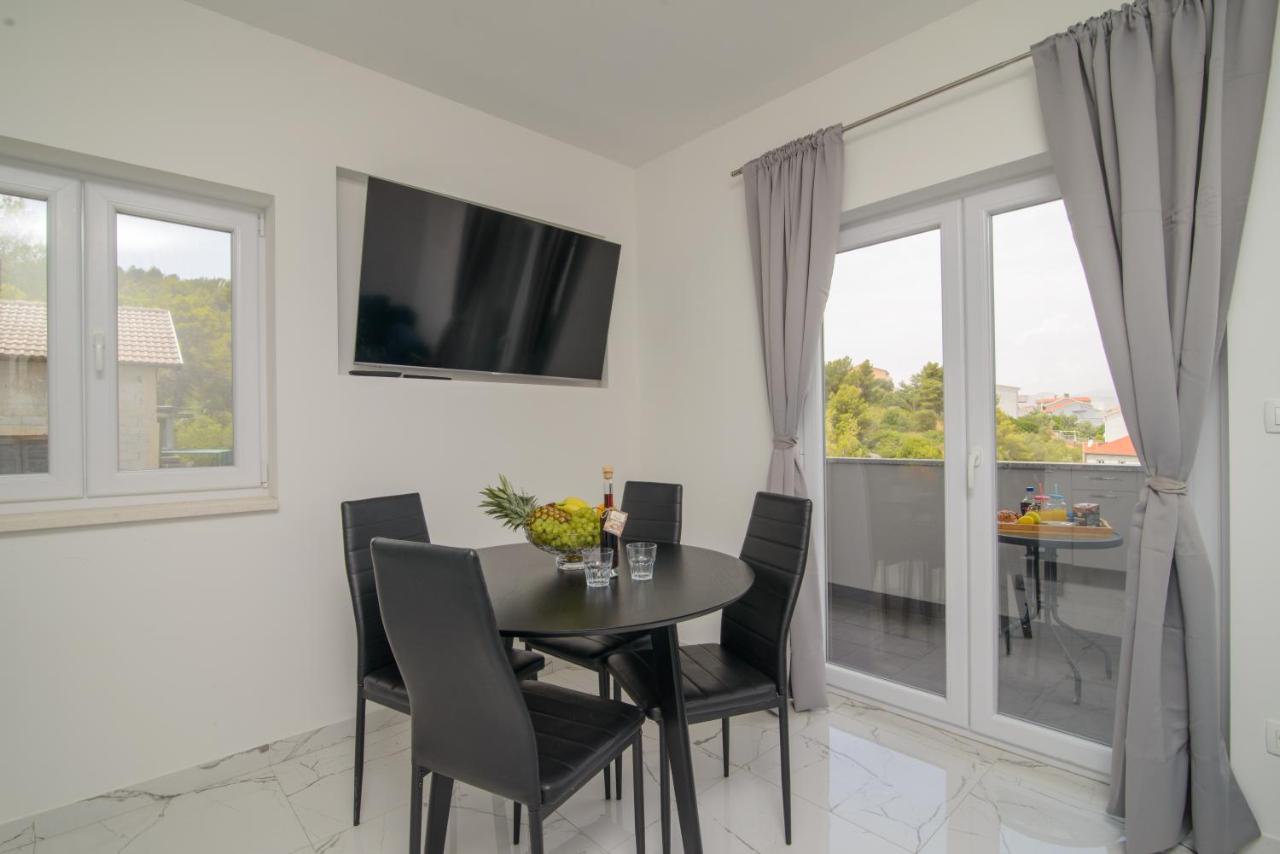 Apartments Pelja Trogir Luaran gambar